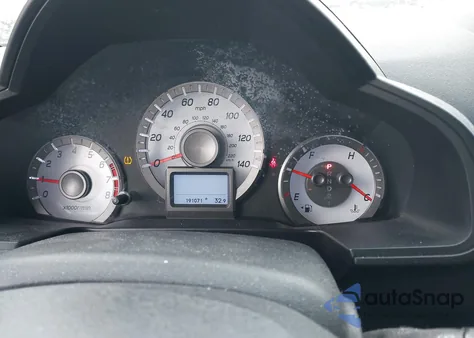 2012 Honda Pilot Touring z USA, uszkodzony, nr VIN 5FNYF4H97CB077420